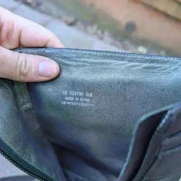 Cole haan Victorian style low heel black boots size 5.5 - Picture 6 of 6